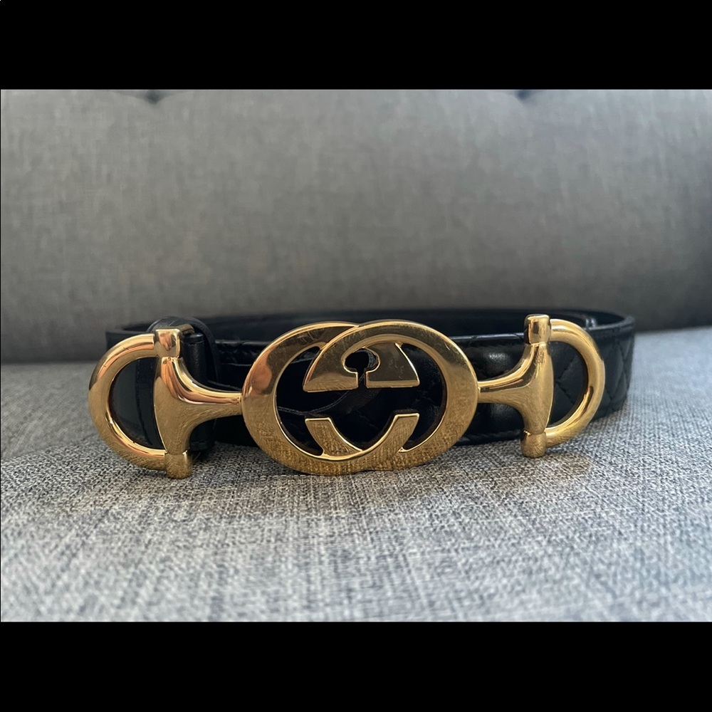 New never worn Gucci belt. Calfskin leather.